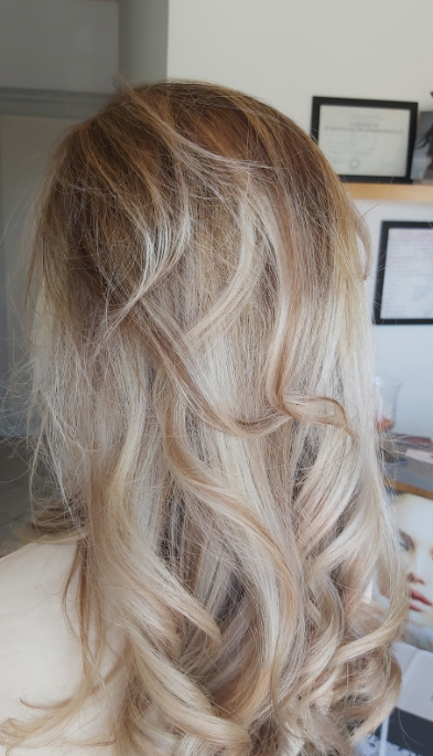 INSTANT CAPILHAIR Perruque Medicale 40 IC 19